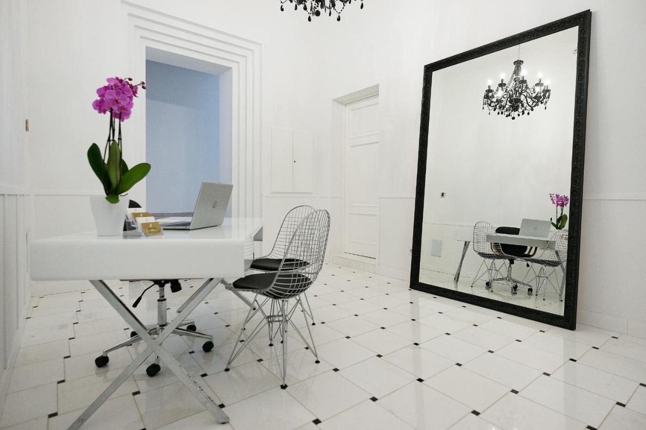 Divina Suites Hotel Boutique - Adults Only Ciutadella  Exterior foto